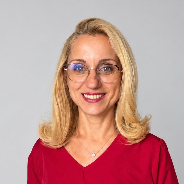 Tzvetanka (Tzvety) Nikolova